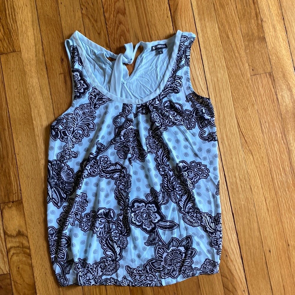 Express womens flowy summer top, medium. Beautiful print, worn once.
